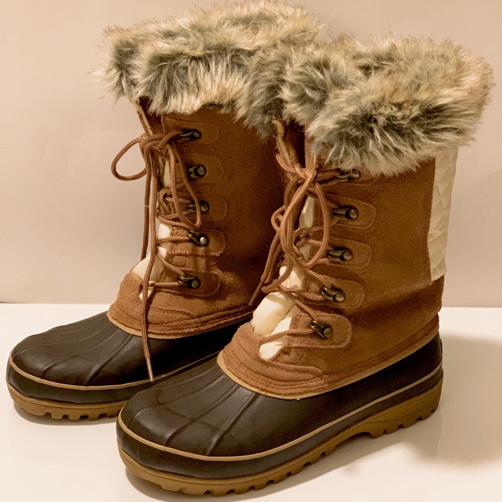 Khombu Womens Winter Weatherproof Boots
